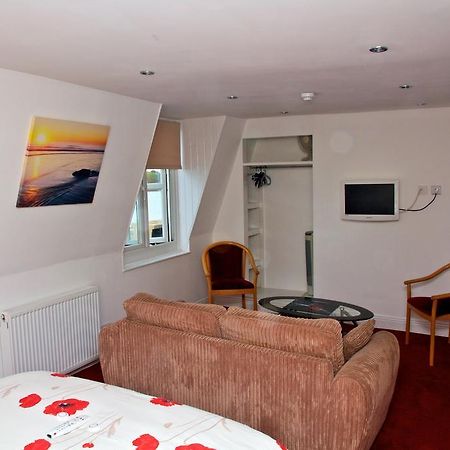 Wenlock House Hotel Weymouth Bagian luar foto