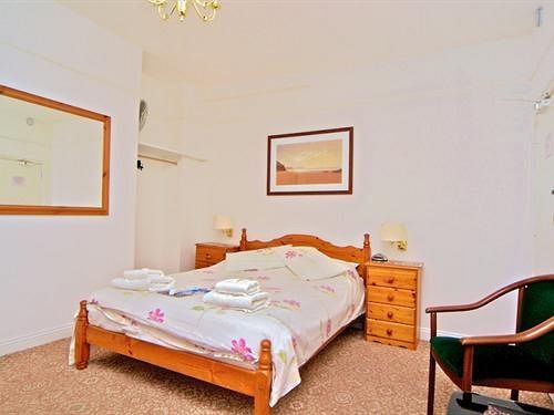 Wenlock House Hotel Weymouth Bagian luar foto
